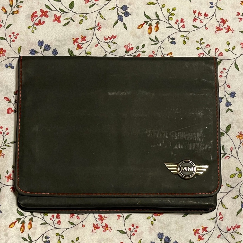 mini cooper pouch with original manuals